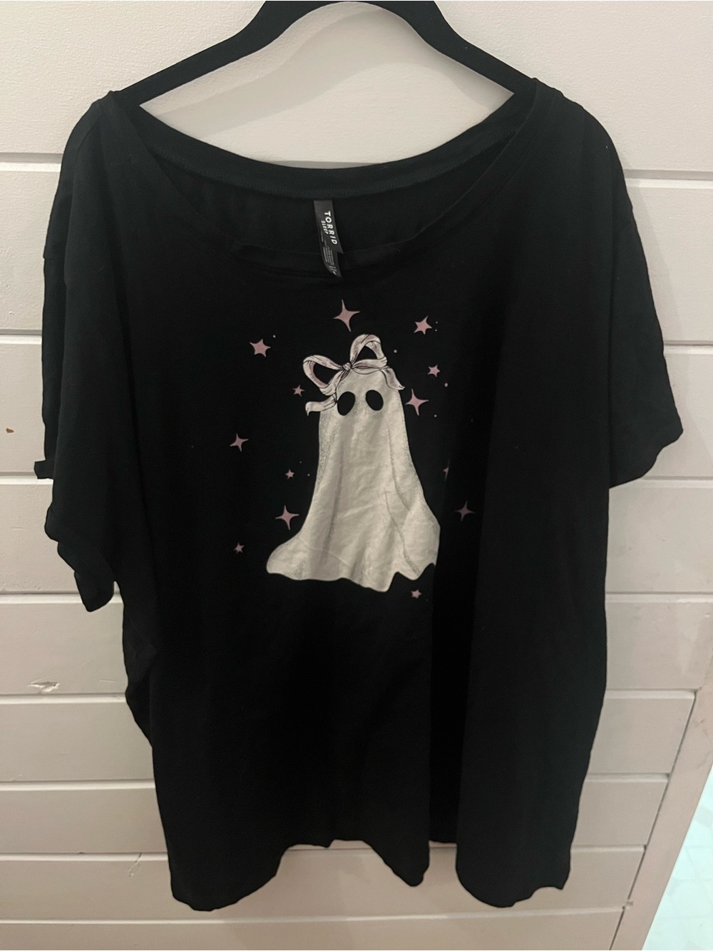 Torrid Black T Shirt Ghost With Bow Graphic Size 6X Short Sleeve Halloween
